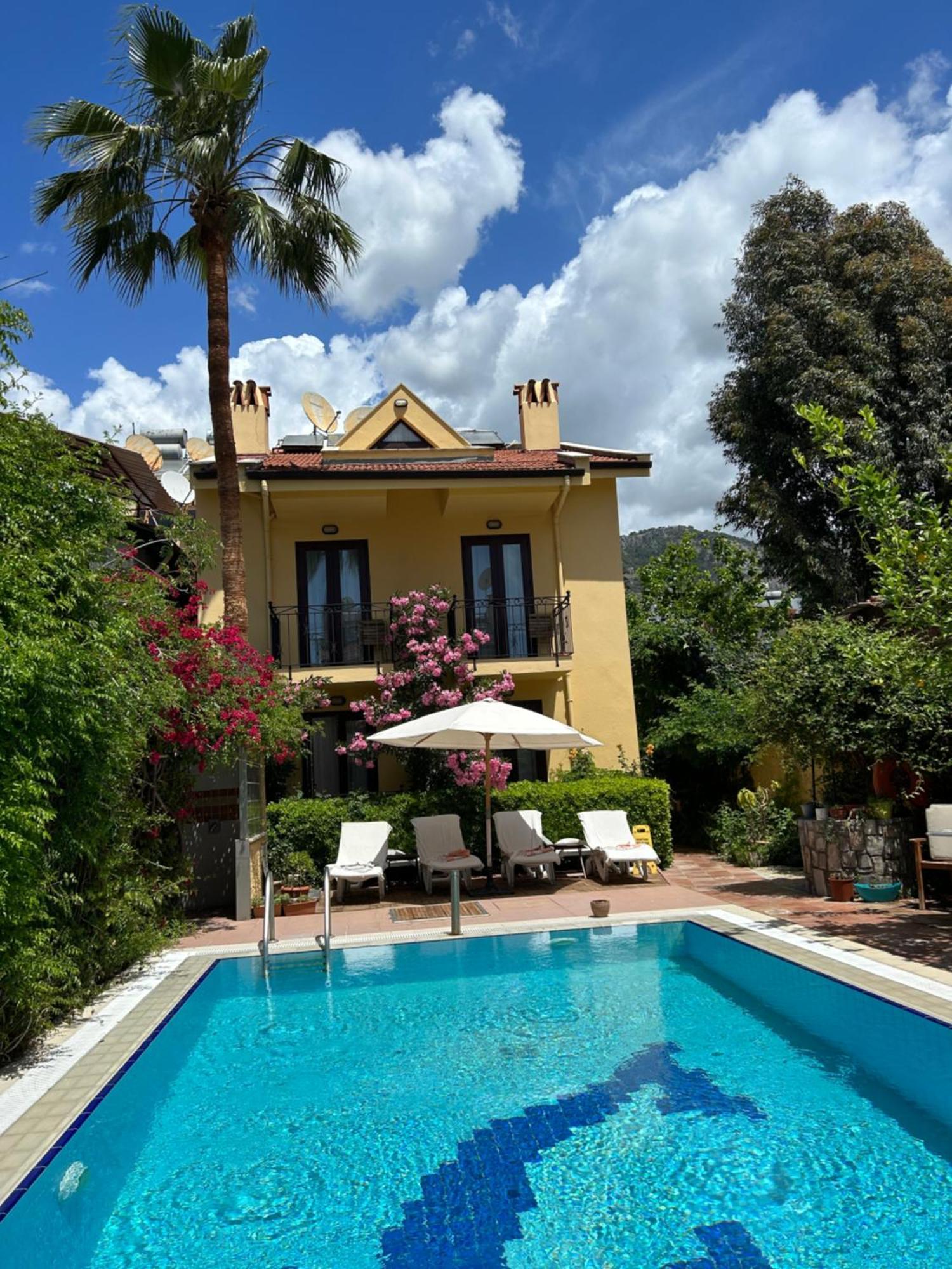 Villa Danlin Hotel Göcek Exteriör bild