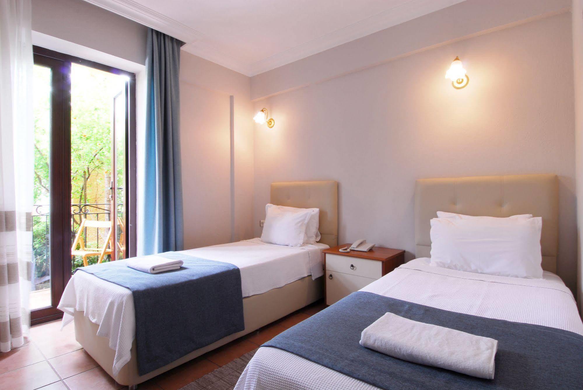 Villa Danlin Hotel Göcek Exteriör bild