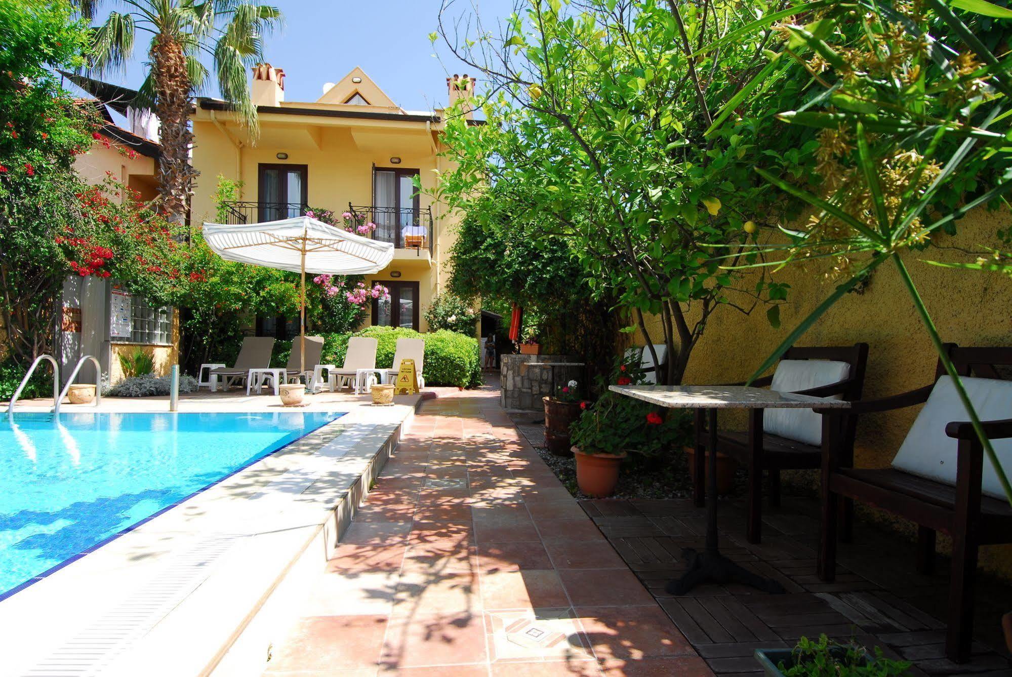Villa Danlin Hotel Göcek Exteriör bild