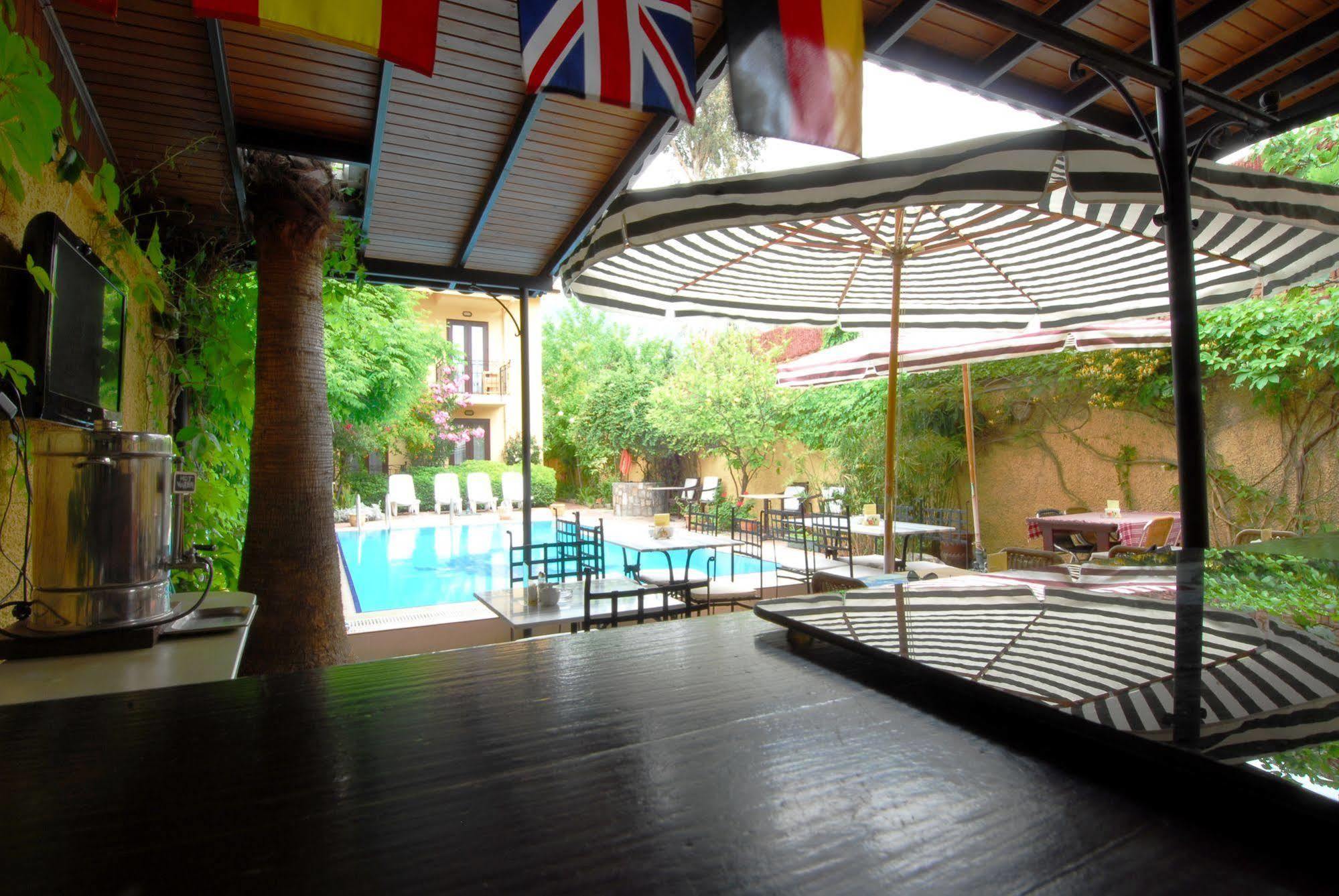 Villa Danlin Hotel Göcek Exteriör bild