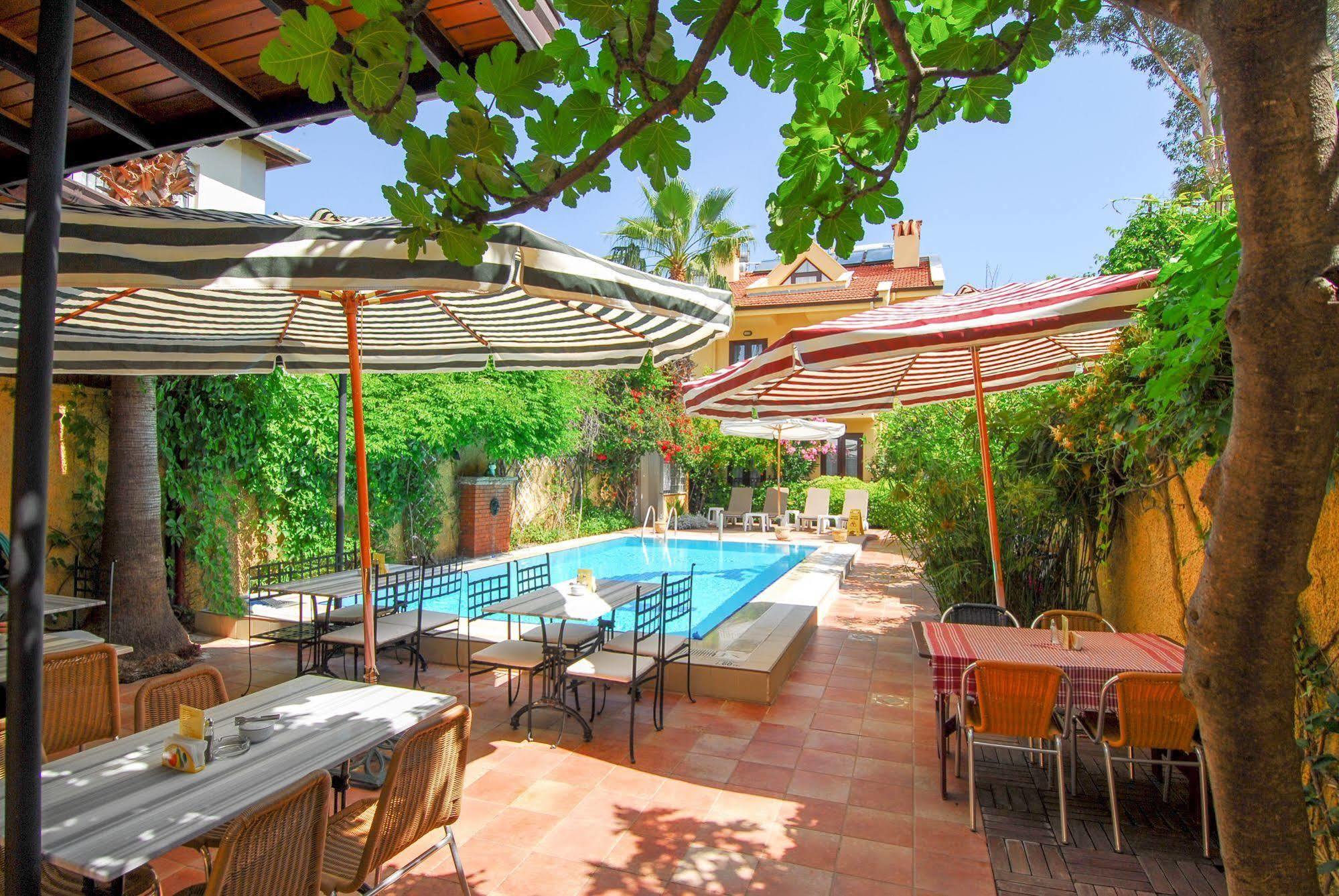 Villa Danlin Hotel Göcek Exteriör bild